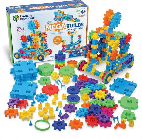 Product box with colorful plastic gear pieces, square bases, and a tall built tower in bright blue, green, and orange.