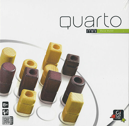 Quarto Mini box art showing light and dark wood round and square pieces of varying heights on a white circular board.