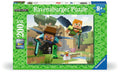200-piece Minecraft puzzle box showing Steve and Alex flying over a landscape with a Creeper, chicken, and pig.