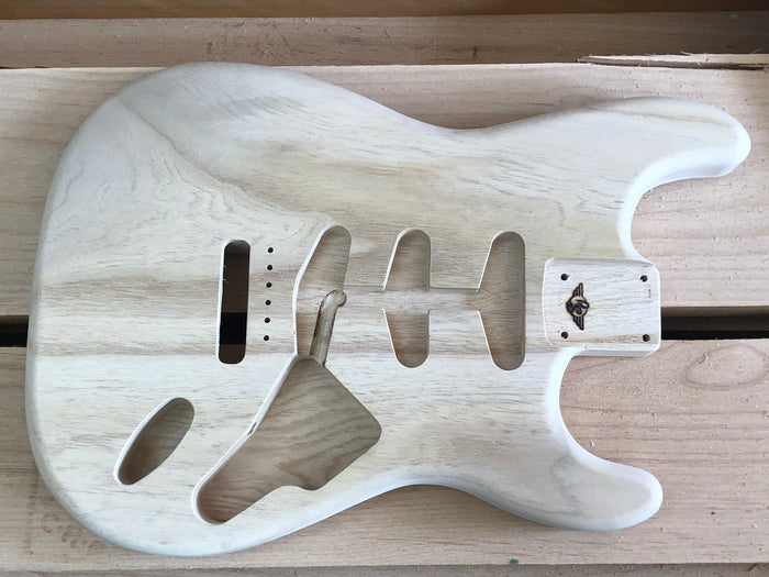 Raw Strat™ Body