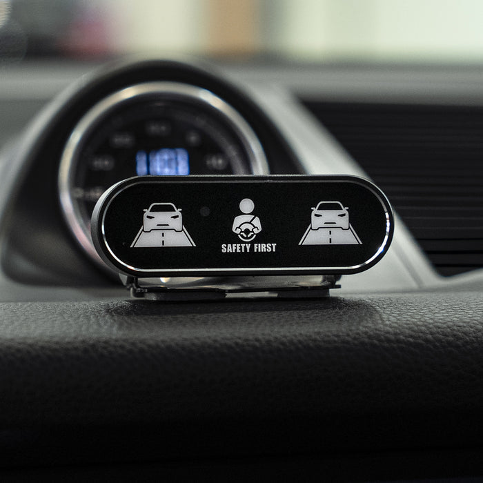 INNOVV ThirdEYE C1 Blind Spot Monitoring warning display mounted on car dashboard near speedometer